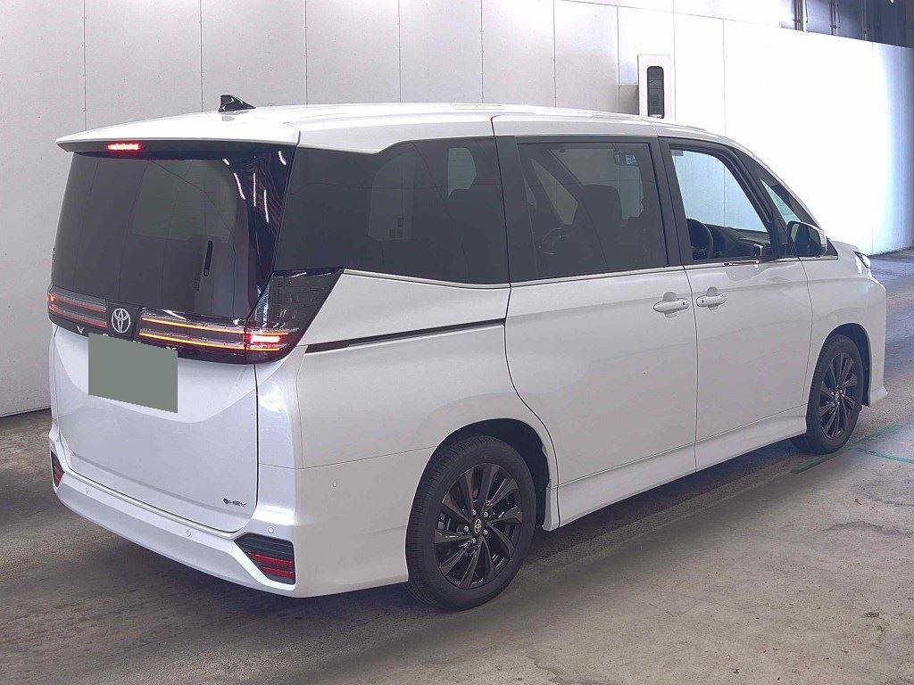 2026 TOYOTA VOXY HYBRID S-Z photo 5