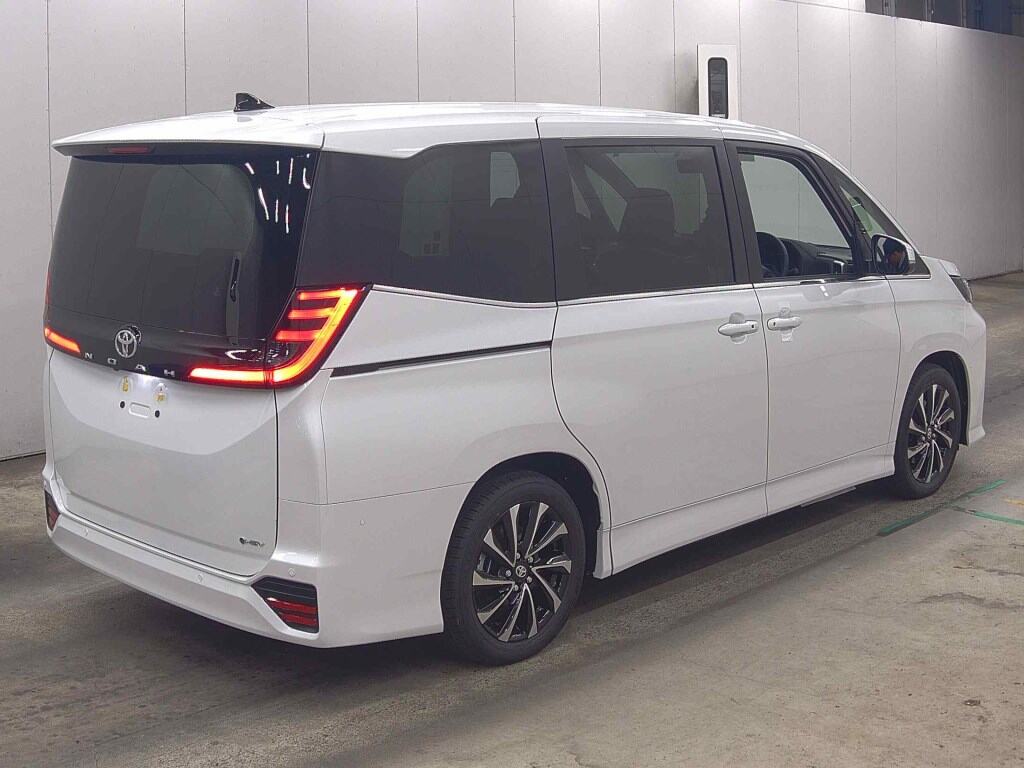 2026 TOYOTA NOAH HYBRID S-Z photo 5
