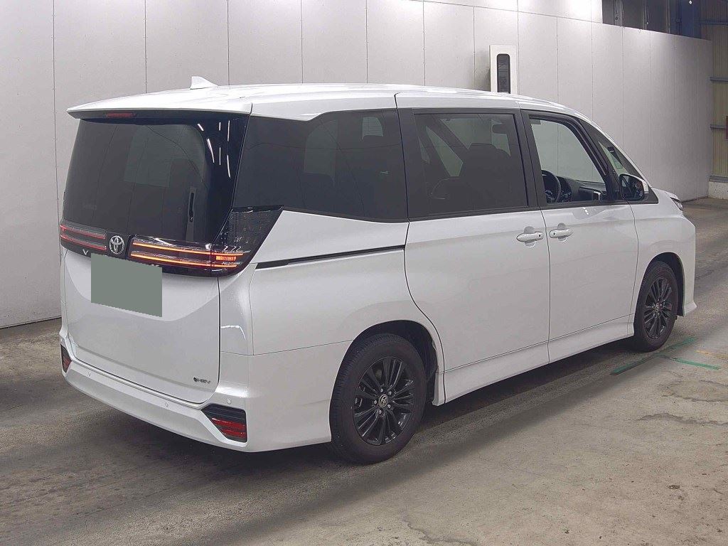 2026 TOYOTA VOXY HYBRID S-G photo 5