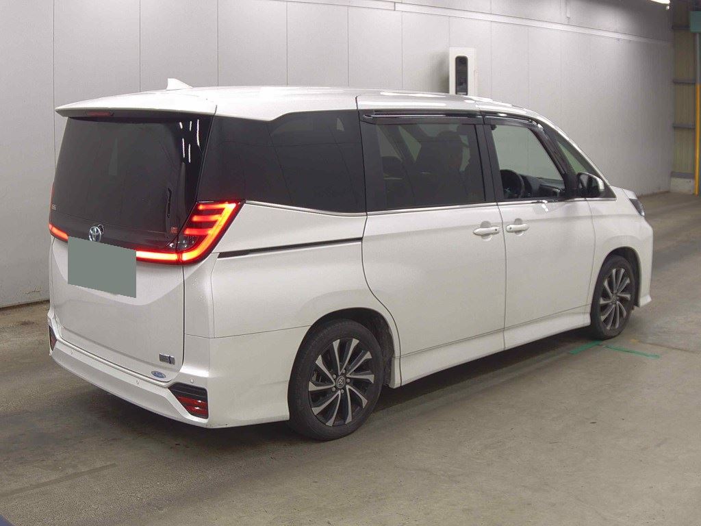 2024 TOYOTA NOAH HYBRID S-Z photo 5