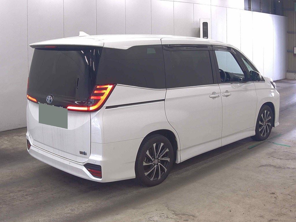 2024 TOYOTA NOAH HYBRID S-Z photo 5
