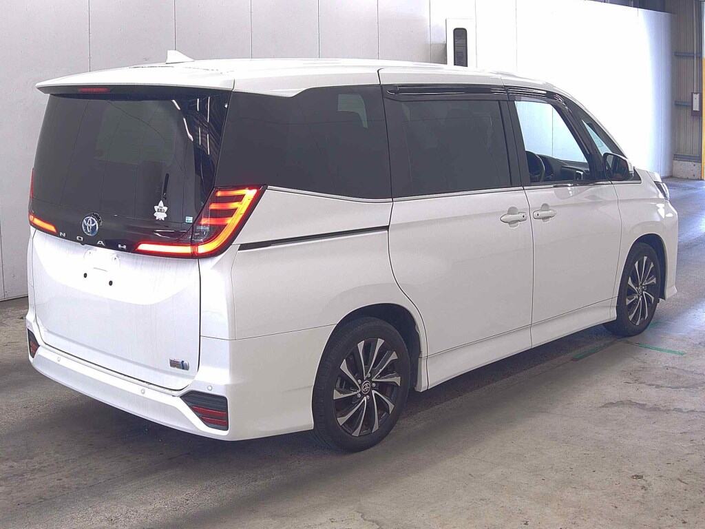 2023 TOYOTA NOAH HYBRID S-Z photo 5