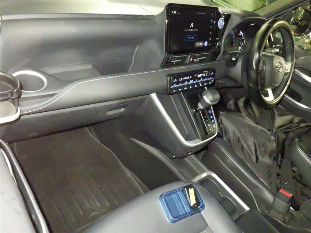 2023 TOYOTA NOAH HYBRID S-Z photo 3