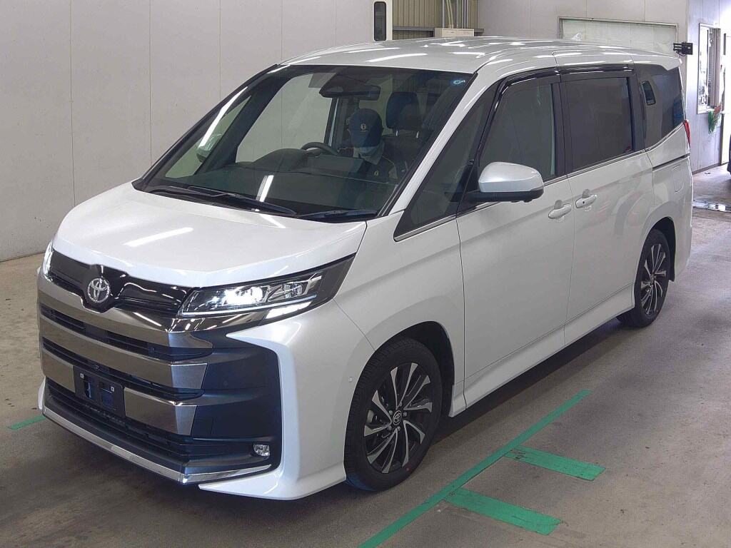 2026 TOYOTA NOAH HYBRID S-Z photo 4