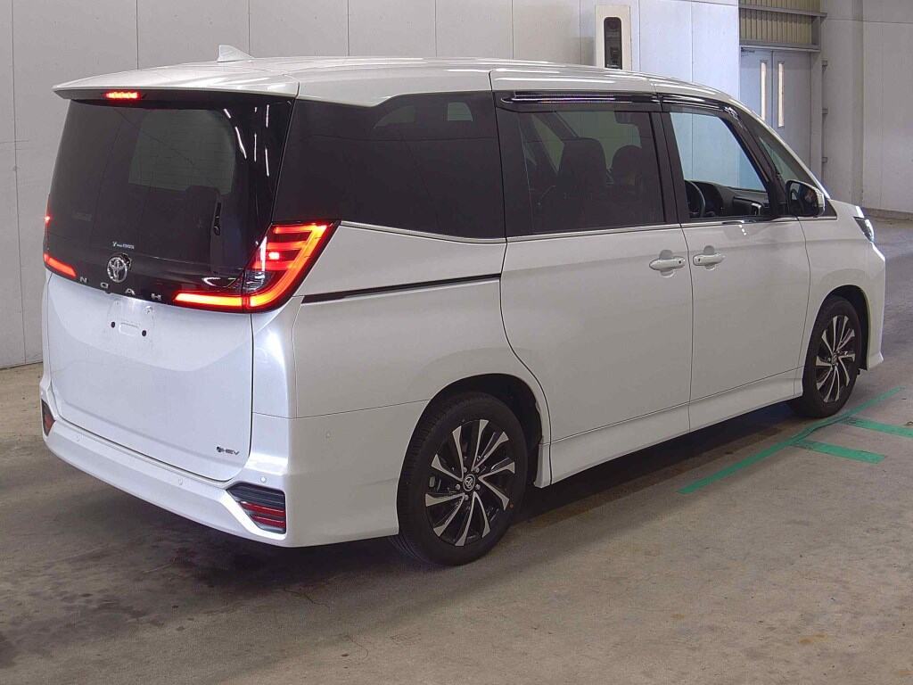2026 TOYOTA NOAH HYBRID S-Z photo 5