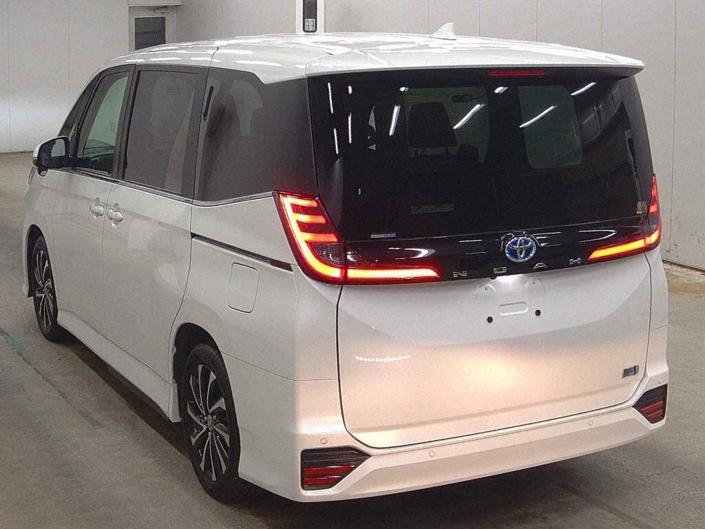2024 TOYOTA NOAH HYBRID S-Z photo 2