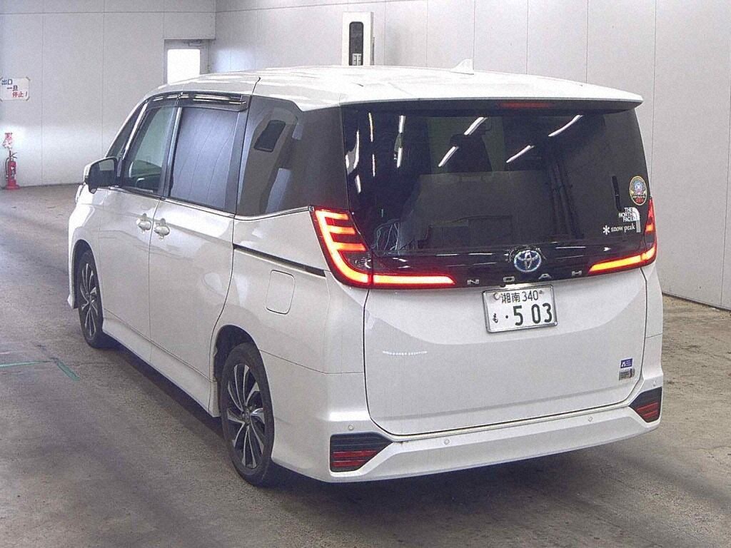 2024 TOYOTA NOAH HYBRID S-Z photo 2