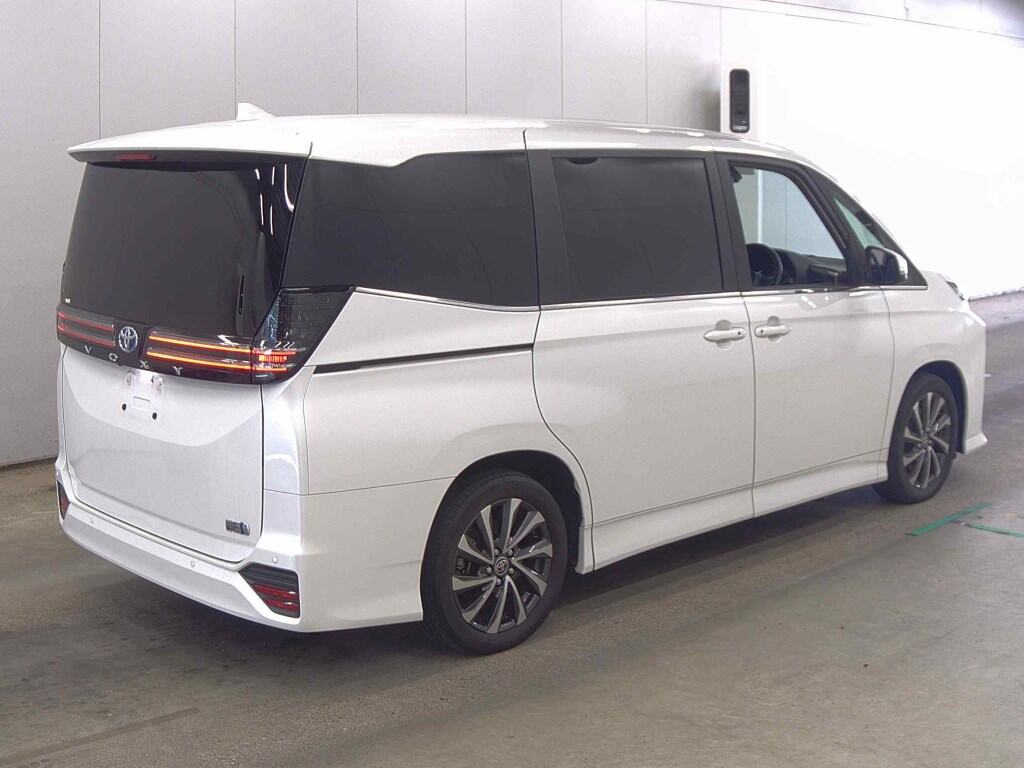 2023 TOYOTA VOXY HYBRID S-Z photo 5