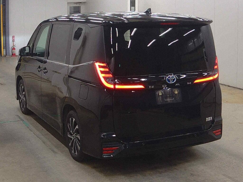 2023 TOYOTA NOAH HYBRID S-Z photo 2