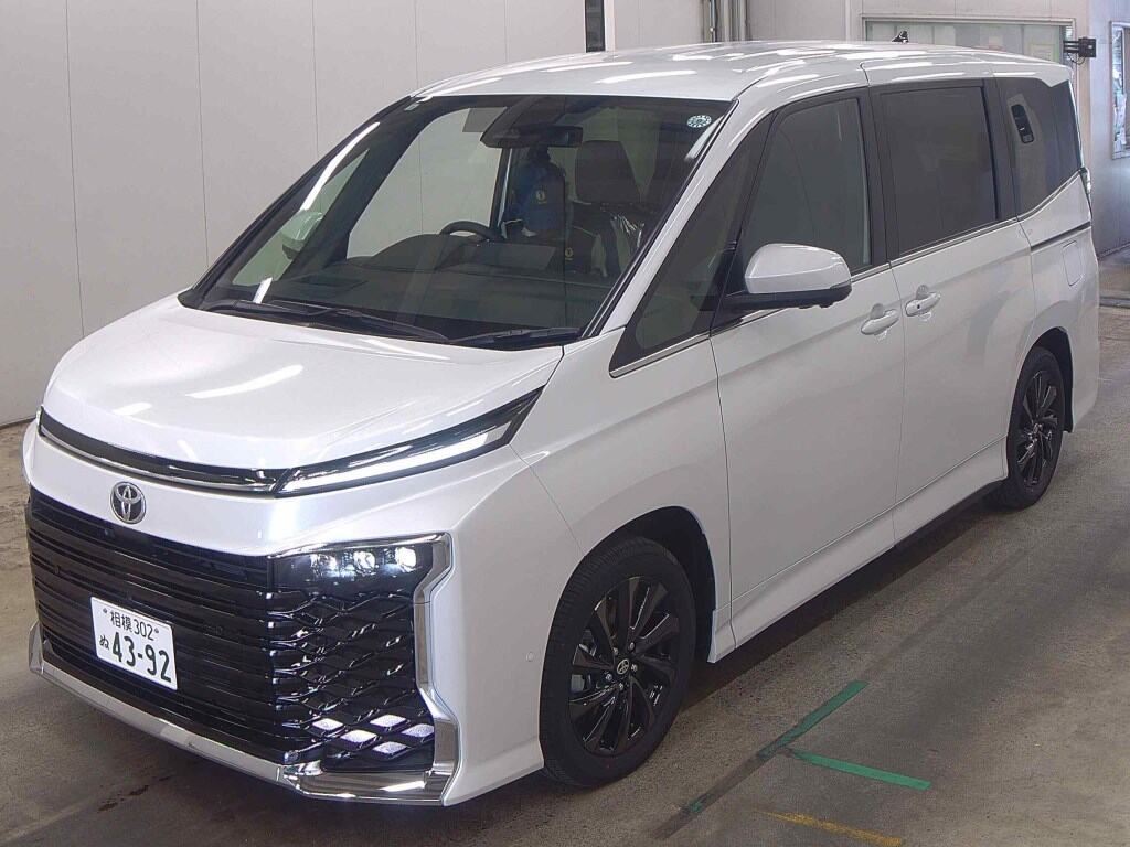 2026 TOYOTA VOXY HYBRID S-Z photo 4