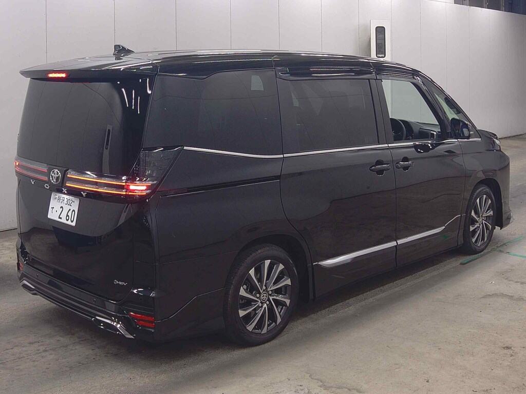 2026 TOYOTA VOXY HYBRID S-Z photo 5
