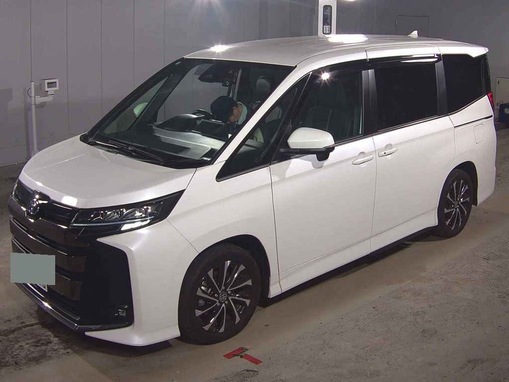2024 TOYOTA NOAH HYBRID S-Z photo 4