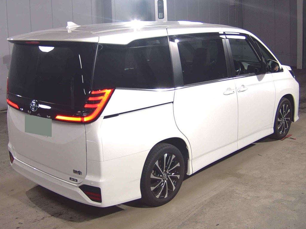 2024 TOYOTA NOAH HYBRID S-Z photo 5