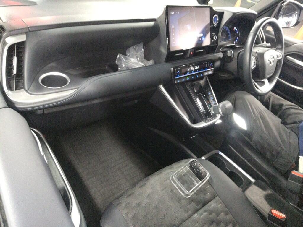 2022 TOYOTA VOXY HYBRID S-Z photo 3