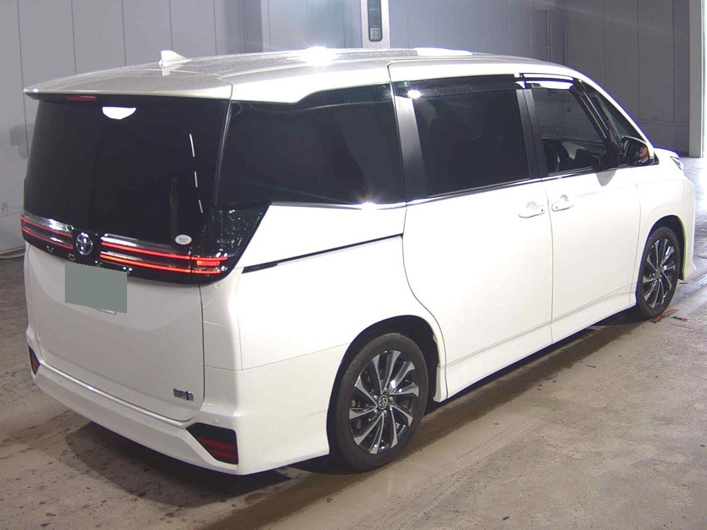 2022 TOYOTA VOXY HYBRID S-Z photo 5