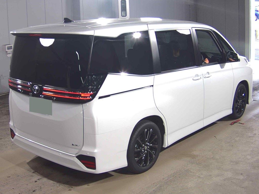 2026 TOYOTA VOXY HYBRID S-Z photo 5