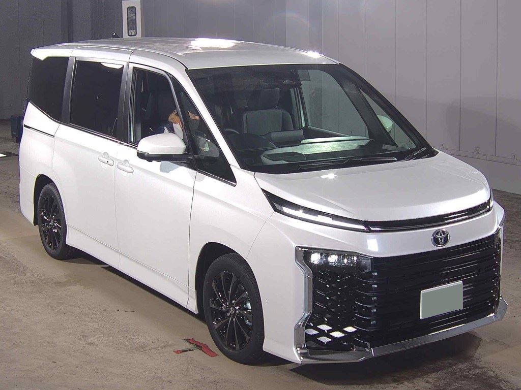 2026 TOYOTA VOXY HYBRID S-Z