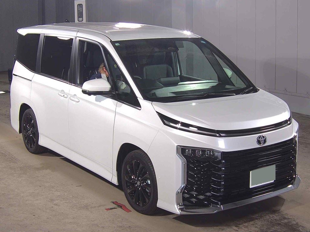 2026 TOYOTA VOXY HYBRID S-Z
