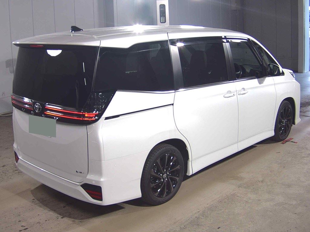 2026 TOYOTA VOXY HYBRID S-Z photo 5