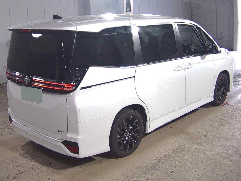 2026 TOYOTA VOXY HYBRID S-Z photo 5
