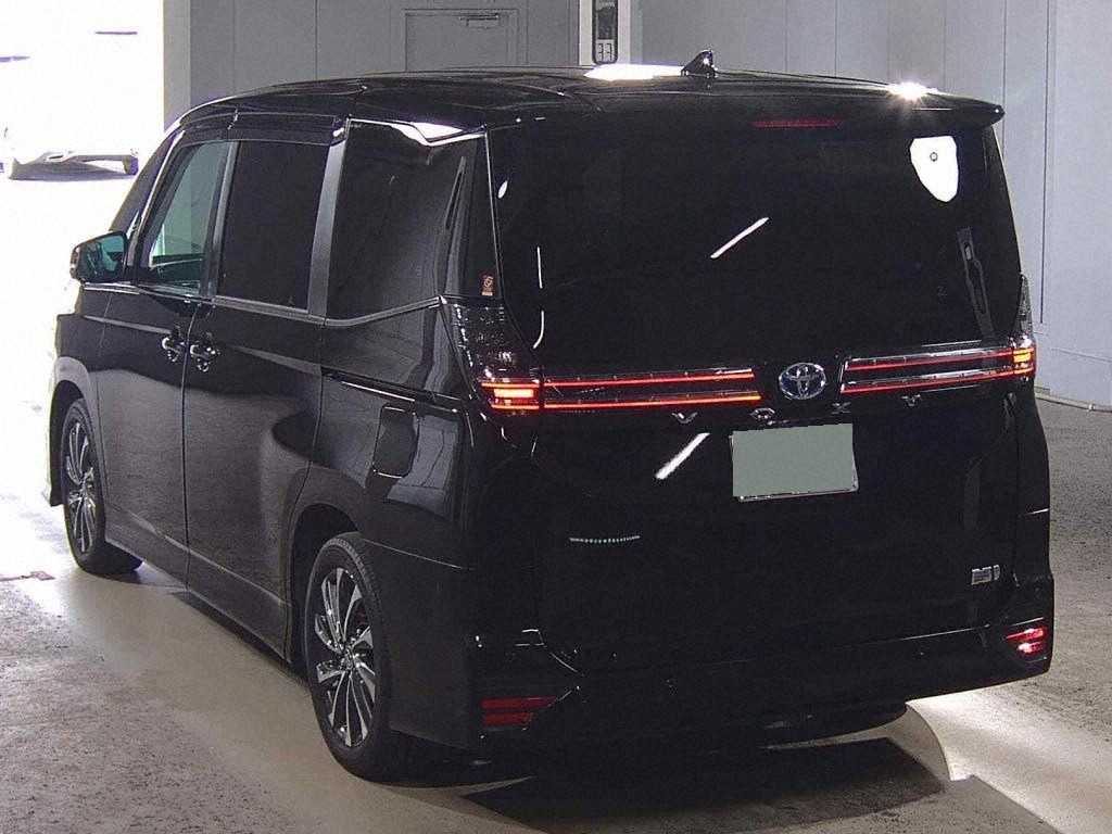 2024 TOYOTA VOXY HYBRID S-Z photo 2
