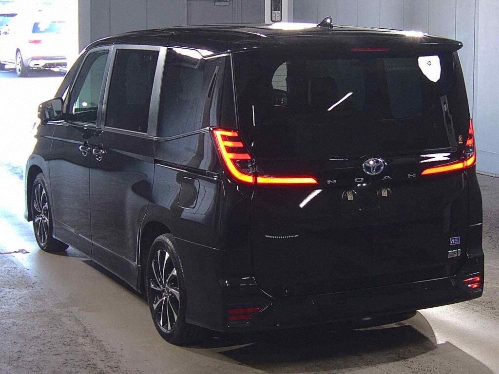 2023 TOYOTA NOAH HYBRID S-Z photo 2