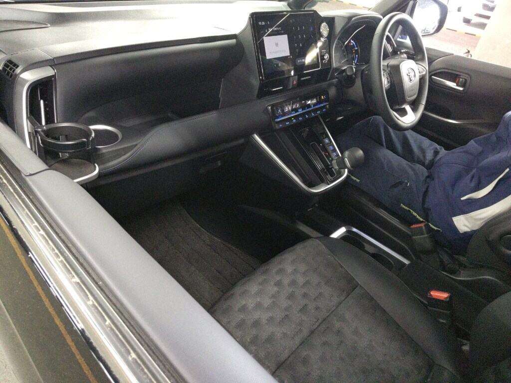 2023 TOYOTA VOXY HYBRID S-Z photo 3