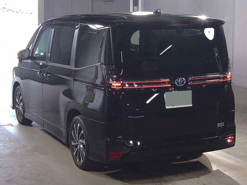 2023 TOYOTA VOXY HYBRID S-Z photo 2