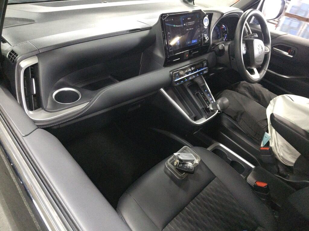 2023 TOYOTA NOAH HYBRID S-Z photo 3