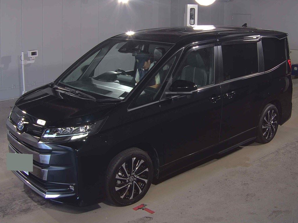 2022 TOYOTA NOAH HYBRID S-Z photo 4