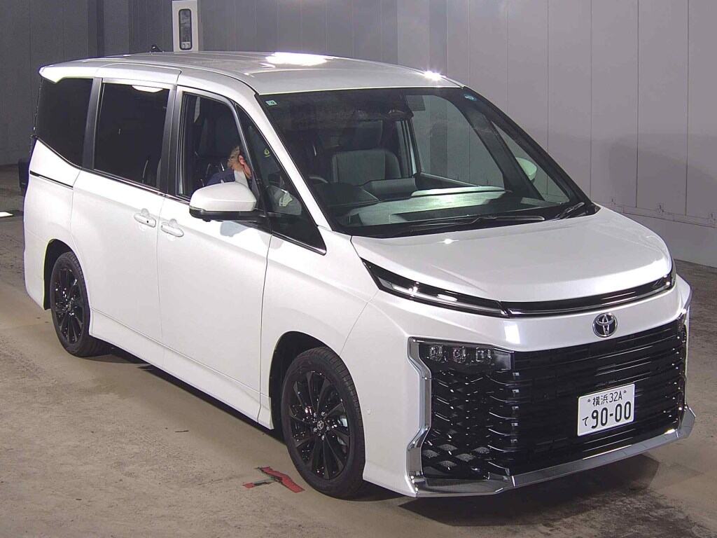 2026 TOYOTA VOXY HYBRID S-Z