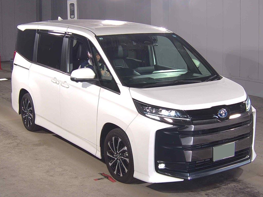 2025 TOYOTA NOAH HYBRID S-Z